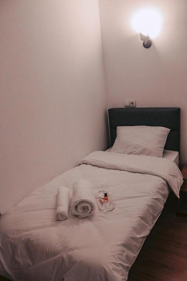 Apple Cozy Hotel Tbilisi Eksteriør billede